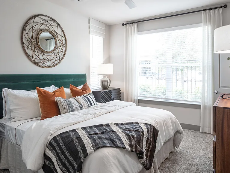 Broadstone Vintage Park apartments community photo