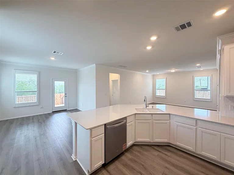 12901 Staywell Way — Photo 9