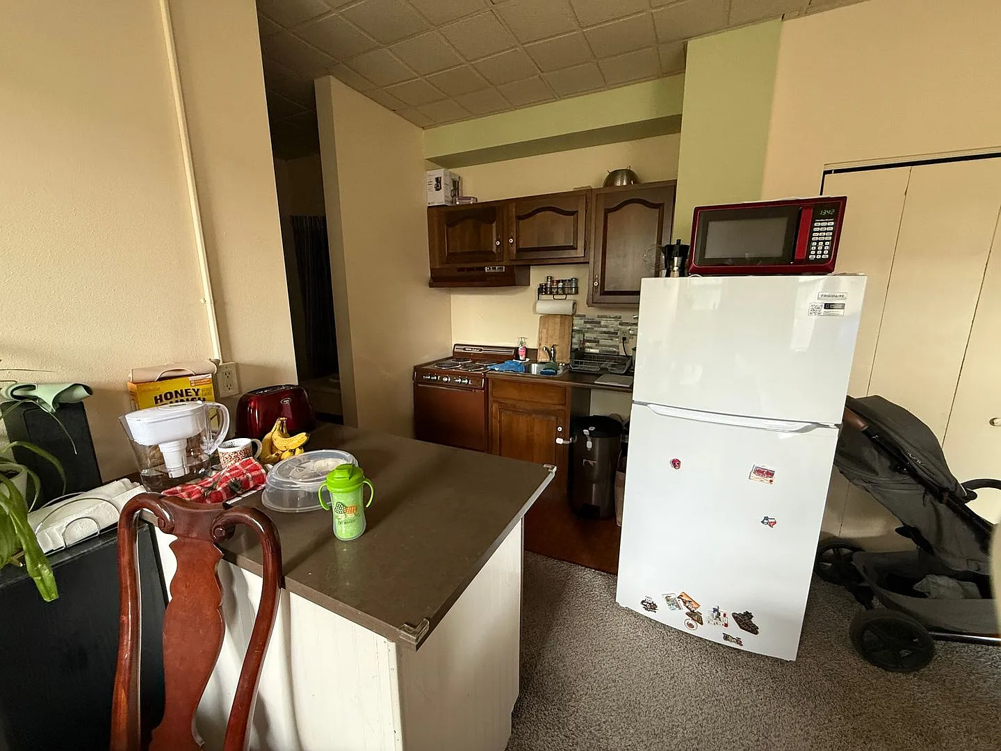 Cass Street Apartments — Photo 4