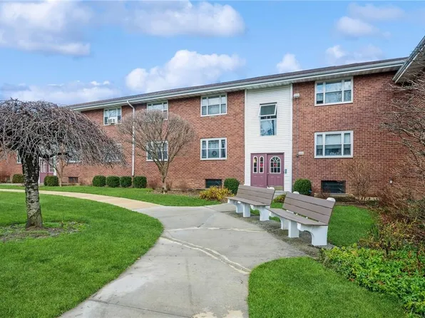844 N Broadway #2D, Yonkers, NY 10701