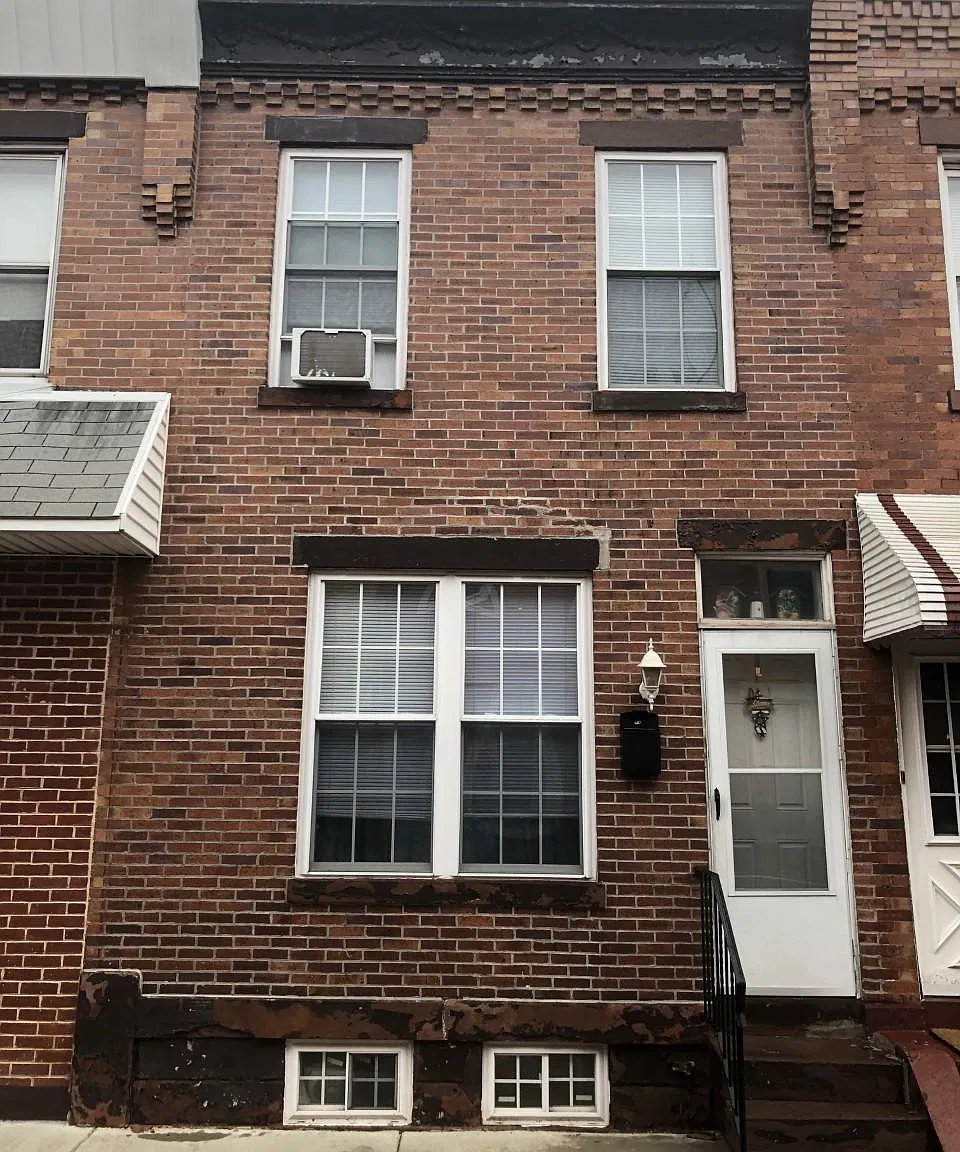 2 bed, 808 sqft, $1,250 — Photo 1