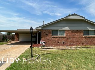 702 Amity Ln, El Reno, OK 73036