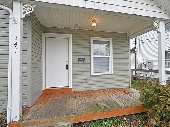 5th image of 141 E McKinley St