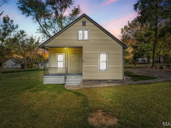 606 Monroe St, Desloge, MO 63601