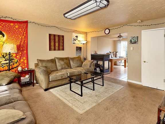 2nd image of 3333 Redwood Ave APT 3