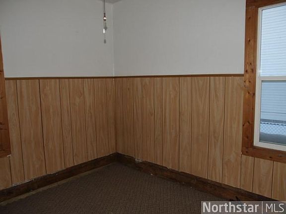 3rd image of 469 Sherburne Ave