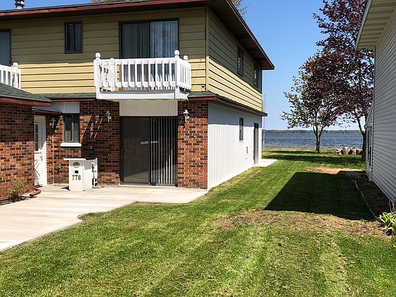 5th image of 776 Iroquois Dr