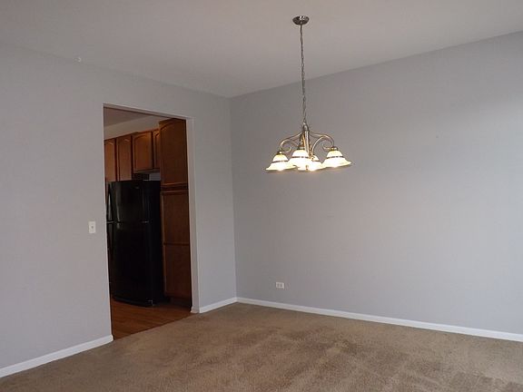 5th image of 568 Shoreline Dr