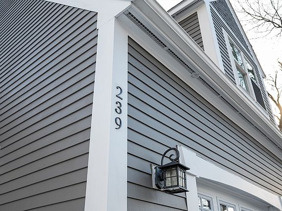 3rd image of 239 Reservoir St