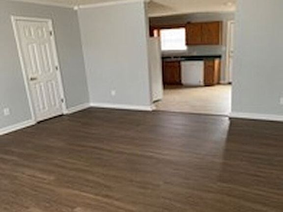 2nd image of 1104A Woodland Dr