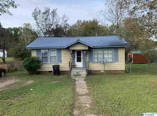 2415 McCoy St, Gadsden, AL 35901