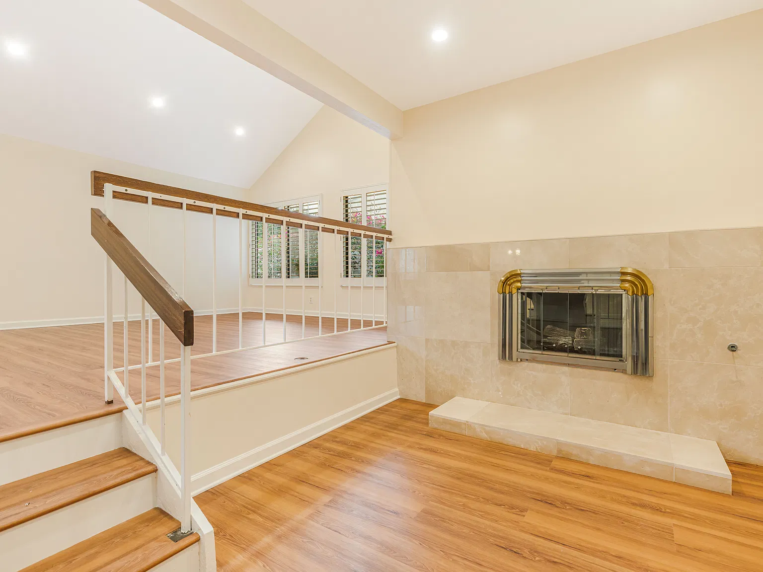 4 bed, 2875 sqft, $11,500 — Photo 4