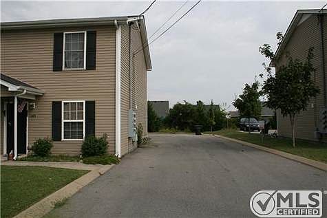 2nd image of 1349-1355 Benley St
