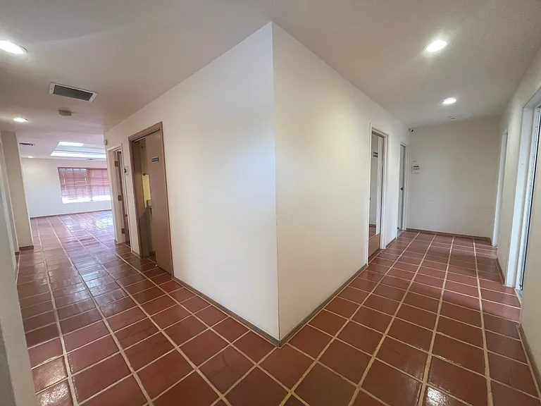 1709 Girard Blvd NE #1 — Photo 26