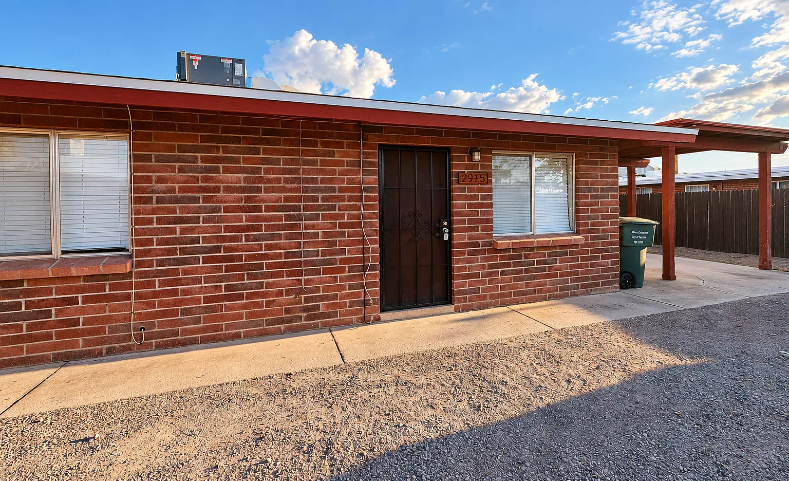 2 bed, 832 sqft, $1,200 — Photo 1