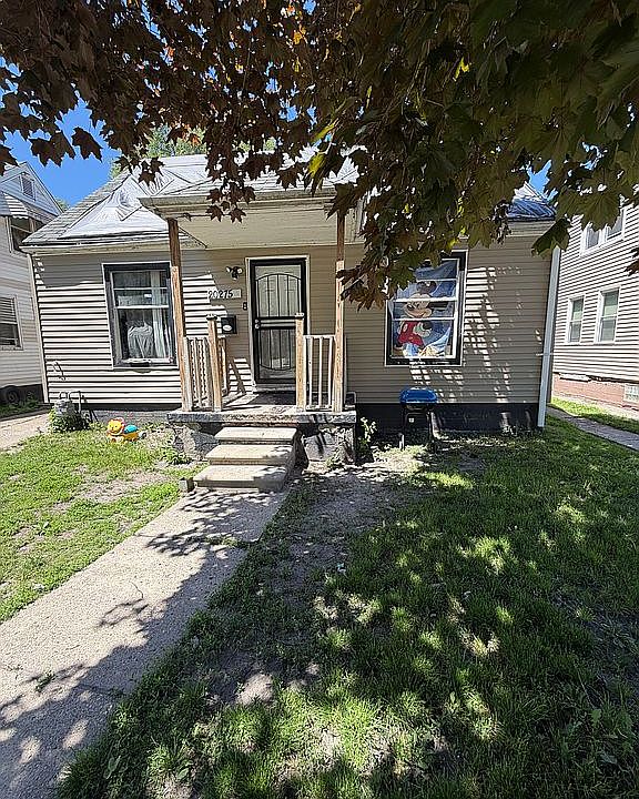1st image of 20275 Bradford St