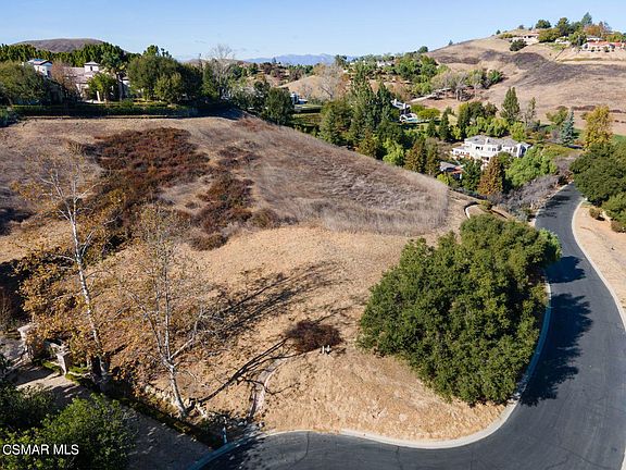 2nd image of 1137 Oak Mirage Pl