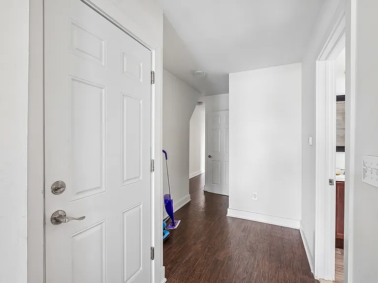 4922 Cedar Ave #2 — Photo 25