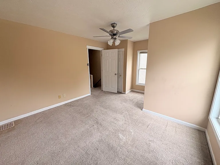 5615 Abbottsford Ave — Photo 10