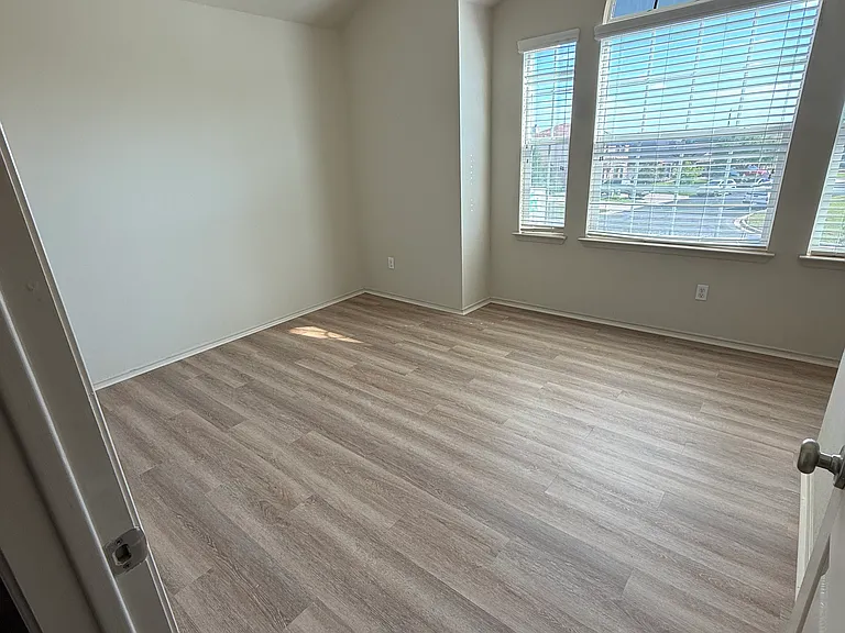 248 Coal Dr — Photo 7