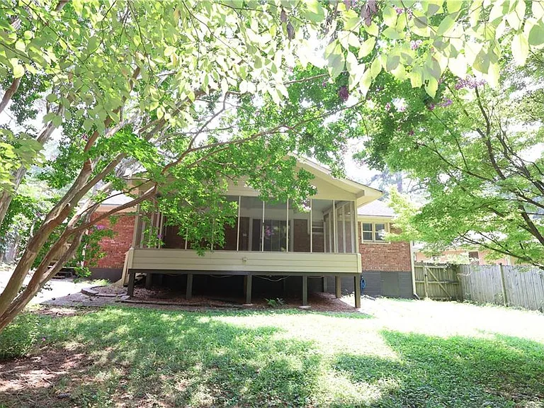 2994 Judylyn Dr — Photo 19