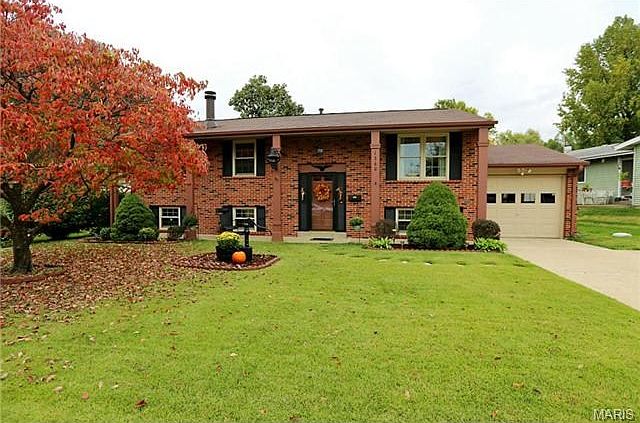 1st image of 1360 Bluefield Dr