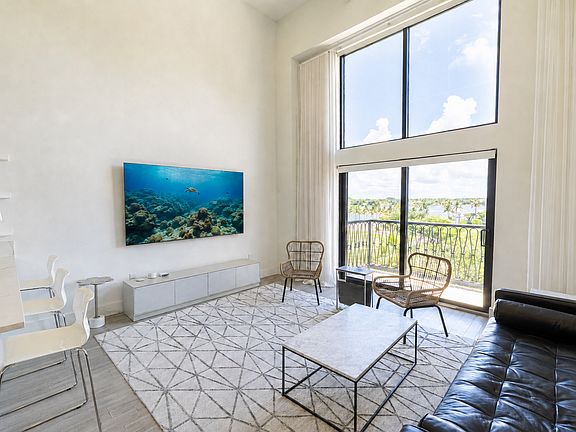 3rd image of 101 N Clematis St APT 416