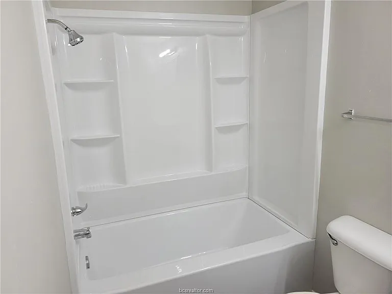 2905 Prairie Flower Cir #B — Photo 11