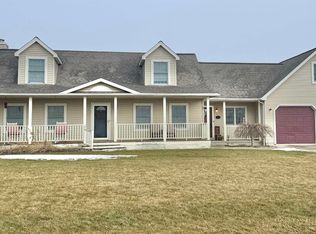 77 E Borton Rd, Essexville, MI 48732