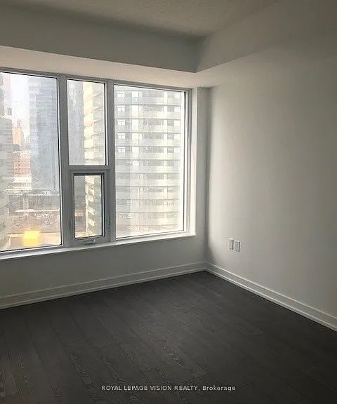 10 York St #1412 — Photo 4