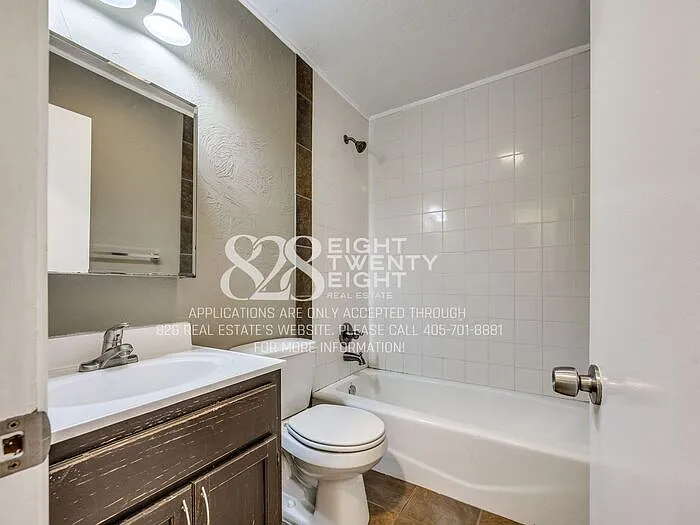 401 E Kerr Dr — Photo 17