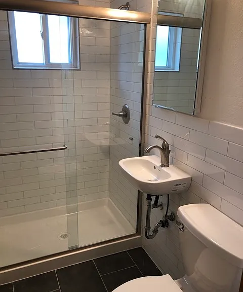 815 6th Ave #5 — Photo 9