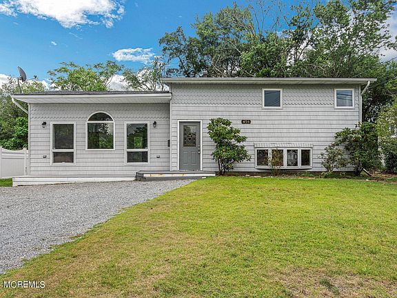 3rd image of 456 Brookforest Drive