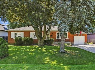 70 Floresta Ct, Ancaster, ON L9G1R8