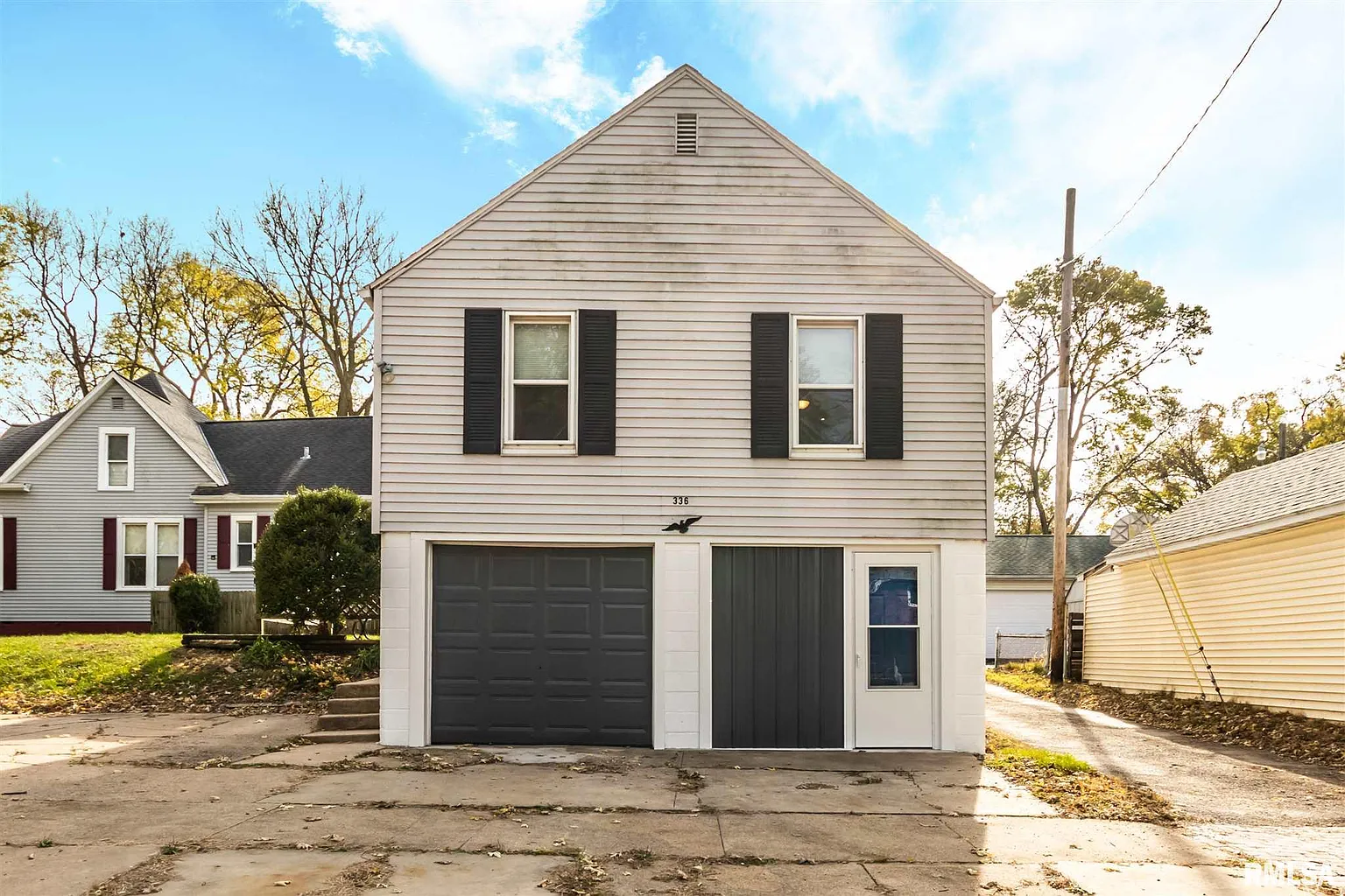 336 Prince St photo 1