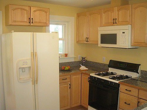 3rd image of 13218 8th Ave S