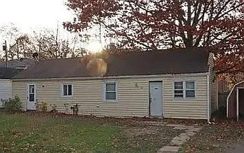 44 Windsor Rd Photo 1