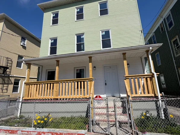 (undisclosed Address), New Bedford, MA 02744