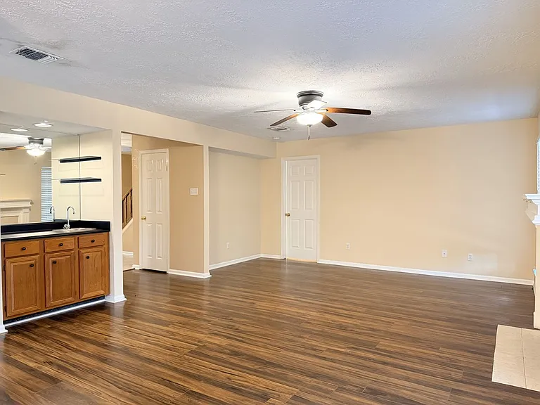 16042 Pinyon Creek Dr — Photo 12