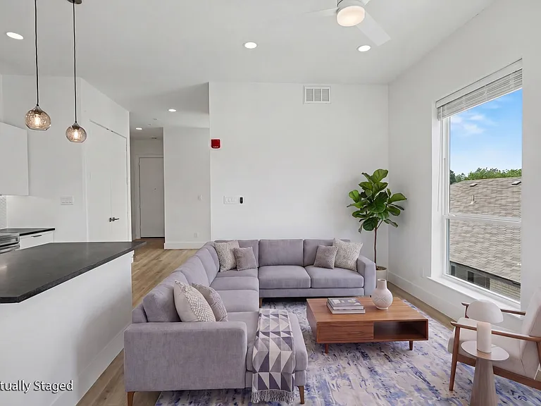 2217 N Fitzhugh Ave #302 — Photo 18