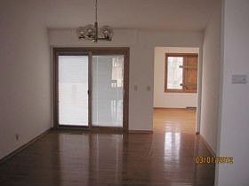 3rd image of 803 Thornecrest Dr