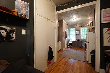 Rented by Rennit Inc.