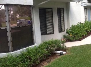 601 Harbour Pointe Way, Greenacres, FL 33413