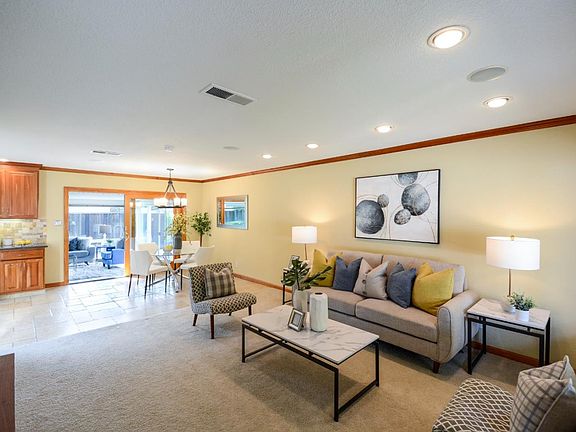 4th image of 2405 Neville Ave