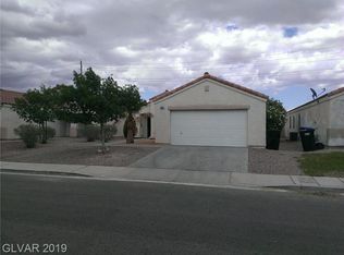 844 Angelus Oaks Dr, Henderson, NV 89011