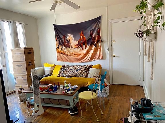 3rd image of 205 N Plum St APT 8