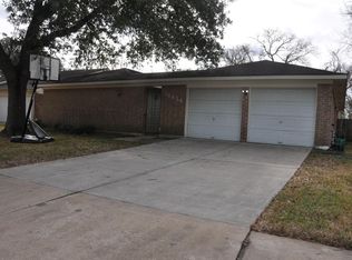 16454 Hickory Knoll Dr, Houston, TX 77059