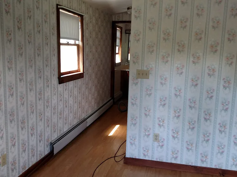 105 Auburn Rd. — Photo 23