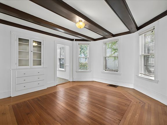 3rd image of 81 Avon St #1