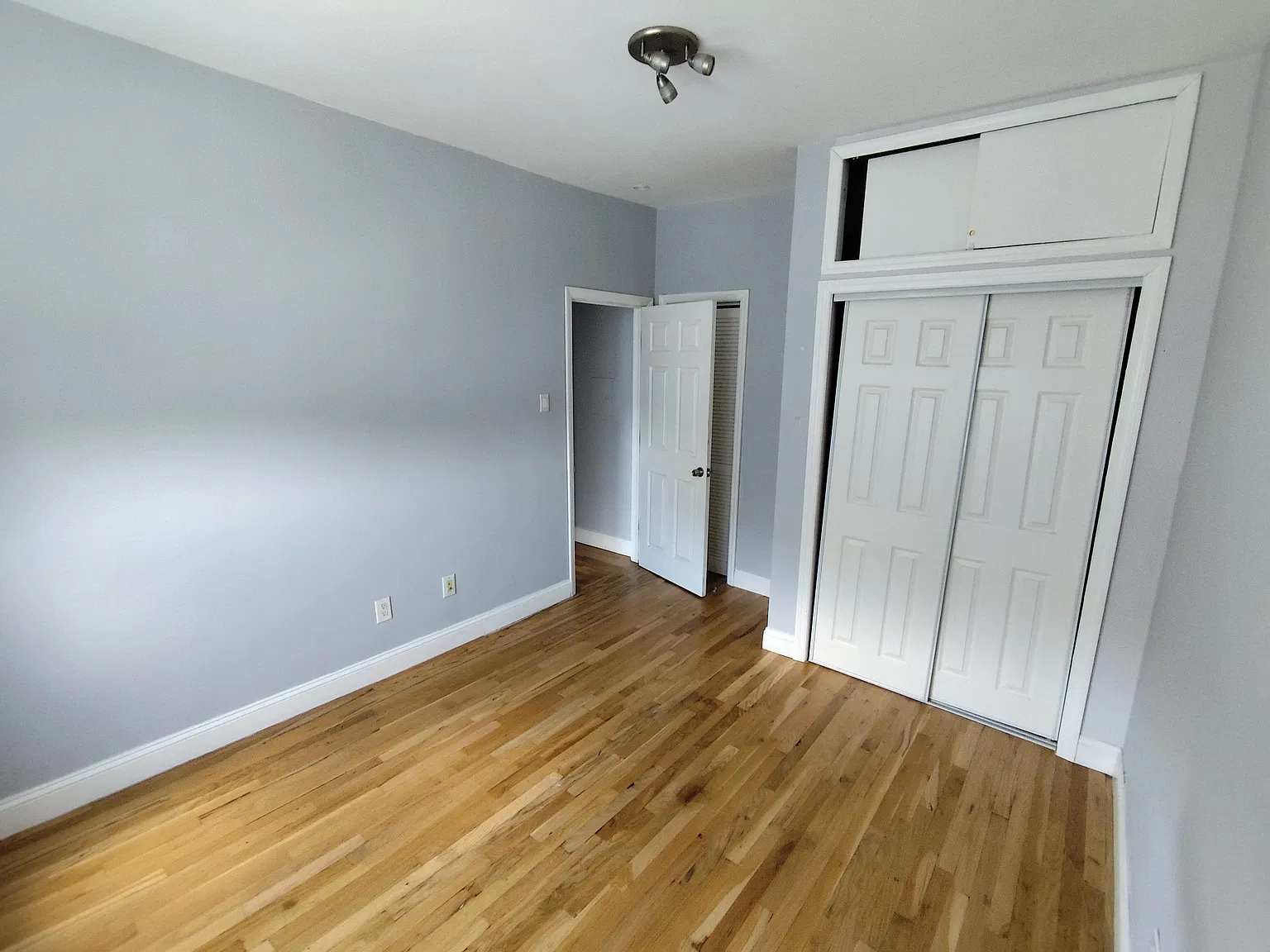 1 bed, 600 sqft, $2,200 — Photo 4